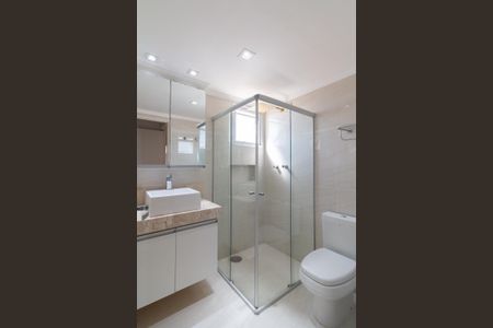 Apartamento à venda com 116m², 3 quartos e 2 vagas Apartamento à venda com 116m², 3 quartos e 2 vagasBanheiro da Suíte