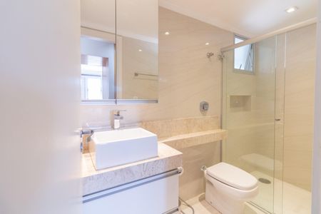 Apartamento à venda com 116m², 3 quartos e 2 vagas Apartamento à venda com 116m², 3 quartos e 2 vagasBanheiro