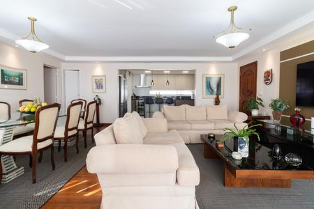 Apartamento à venda com 116m², 3 quartos e 2 vagas Apartamento à venda com 116m², 3 quartos e 2 vagasSala