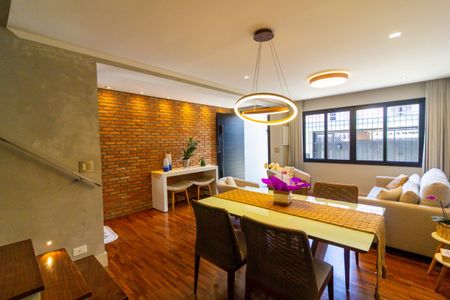 Sala de casa para alugar com 3 quartos, 180m² em Campo Belo, São Paulo