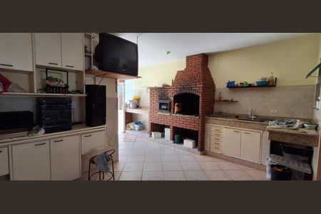 Casa à venda com 417m², 3 quartos e 6 vagas Casa à venda com 417m², 3 quartos e 6 vagasÁrea gourmet