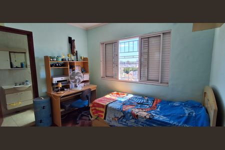 Casa à venda com 417m², 3 quartos e 6 vagas Casa à venda com 417m², 3 quartos e 6 vagasSuíte 3