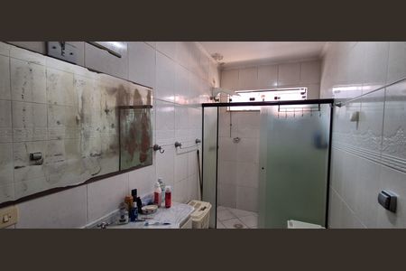 Casa à venda com 343m², 4 quartos e 6 vagas Casa à venda com 343m², 4 quartos e 6 vagasBanheiro Suíte 1