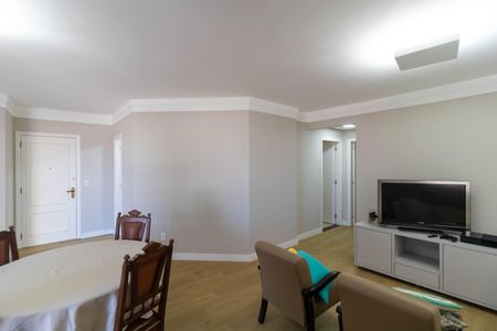 Sala de apartamento à venda com 4 quartos, 139m² em Vila Brandina, Campinas