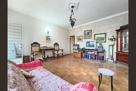 Sala de casa à venda com 3 quartos, 288m² em Santa Tereza, Belo Horizonte