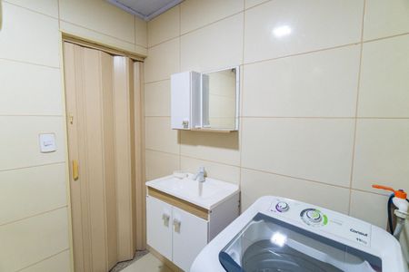 Banheiro de casa de condomínio para alugar com 2 quartos, 54m² em Jabaquara, São Paulo