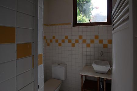 Casa à venda com 402m², 3 quartos e 5 vagas Casa à venda com 402m², 3 quartos e 5 vagasÁrea comum