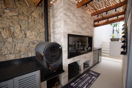 Casa à venda com 402m², 3 quartos e 5 vagas Casa à venda com 402m², 3 quartos e 5 vagasÁrea comum