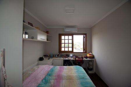 Casa à venda com 402m², 3 quartos e 5 vagas Casa à venda com 402m², 3 quartos e 5 vagasQuarto 2