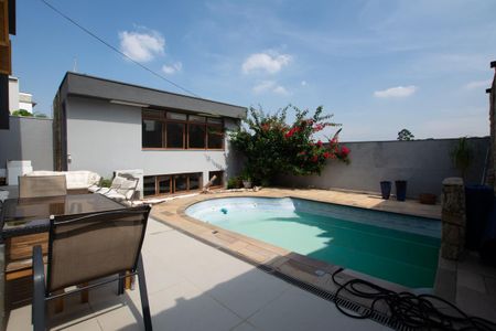 Casa à venda com 402m², 3 quartos e 5 vagas Casa à venda com 402m², 3 quartos e 5 vagasÁrea comum