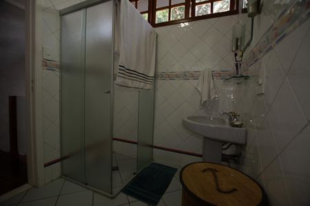 Casa à venda com 402m², 3 quartos e 5 vagas Casa à venda com 402m², 3 quartos e 5 vagasBanheiro social