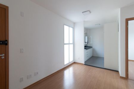 Apartamento à venda com 44m², 2 quartos e 1 vaga Apartamento à venda com 44m², 2 quartos e 1 vagaSala