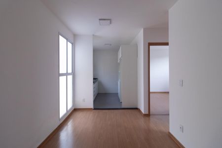 Apartamento à venda com 44m², 2 quartos e 1 vaga Apartamento à venda com 44m², 2 quartos e 1 vagaSala