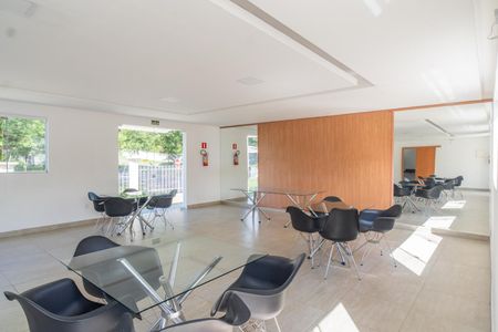 Apartamento à venda com 44m², 2 quartos e 1 vaga Apartamento à venda com 44m², 2 quartos e 1 vagaÁrea comum - Salão de festas