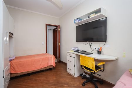 Quarto de apartamento à venda com 2 quartos, 67m² em Vila Santa Luzia, Taboão da Serra