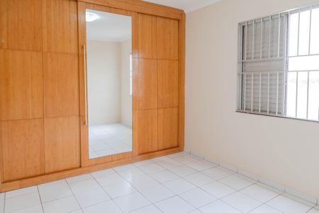 Quarto 2 de apartamento à venda com 2 quartos, 52m² em Vila Hulda, Guarulhos