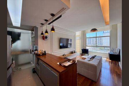 Sala de apartamento para alugar com 2 quartos, 85m² em Cidade Monções, São Paulo