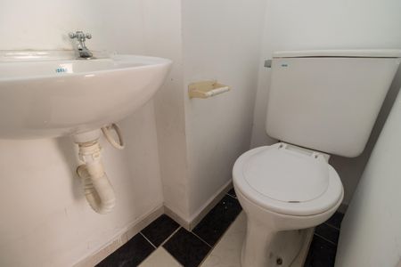 Lavabo de apartamento para alugar com 2 quartos, 50m² em Vila da Saúde, São Paulo