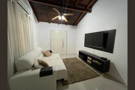 Sala de TV de casa à venda com 3 quartos, 138m² em Liberdade, Novo Hamburgo