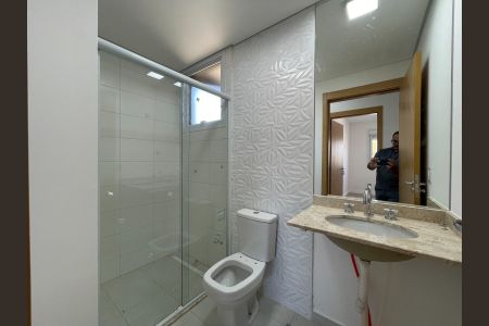 Banheiro de apartamento para alugar com 3 quartos, 98m² em Horto Florestal, Jundiaí