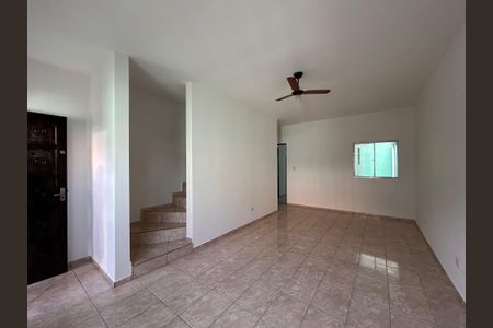 Sala de casa à venda com 3 quartos, 92m² em Vila Miriam, São Paulo