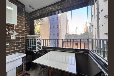 Studio para alugar com 25m², 1 quarto e sem vaga Studio para alugar com 25m², 1 quarto e sem vagaVaranda