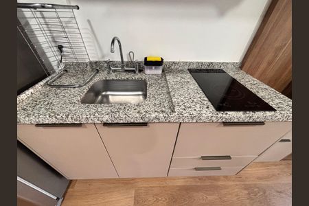 Studio para alugar com 25m², 1 quarto e sem vaga Studio para alugar com 25m², 1 quarto e sem vagaStudio