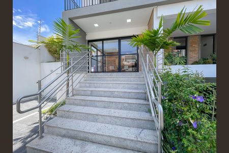 Apartamento à venda com 43m², 2 quartos e 1 vaga Apartamento à venda com 43m², 2 quartos e 1 vagaEntrada