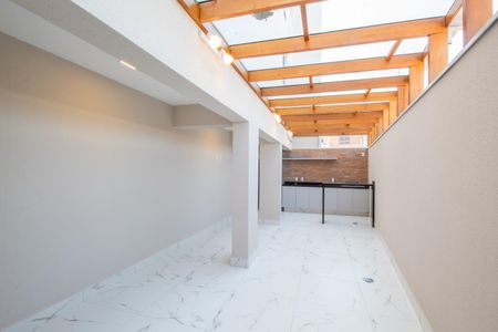 Apartamento à venda com 43m², 2 quartos e 1 vaga Apartamento à venda com 43m², 2 quartos e 1 vagaÁrea comum - Salão de festas