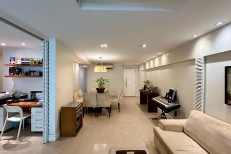 Sala de apartamento à venda com 3 quartos, 156m² em Laranjeiras, Rio de Janeiro