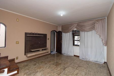 Sala de casa à venda com 3 quartos, 280m² em Jardim Guanca, São Paulo