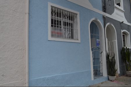 Casa à venda com 80m², 2 quartos e sem vaga Casa à venda com 80m², 2 quartos e sem vagaPlaquinha