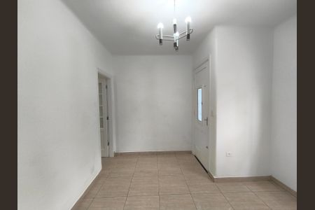 Casa à venda com 80m², 2 quartos e sem vaga Casa à venda com 80m², 2 quartos e sem vagaSala