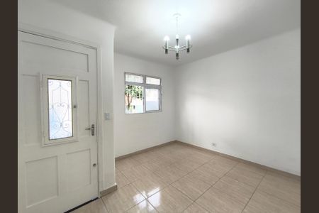 Casa à venda com 80m², 2 quartos e sem vaga Casa à venda com 80m², 2 quartos e sem vagaSala