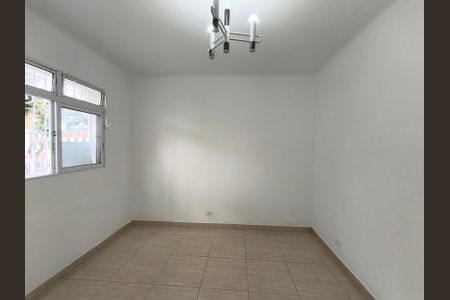 Casa à venda com 80m², 2 quartos e sem vaga Casa à venda com 80m², 2 quartos e sem vagaSala