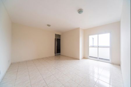 Sala de apartamento para alugar com 3 quartos, 90m² em Pinheirinho, Santo André