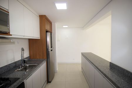 Apartamento para alugar com 70m², 2 quartos e 2 vagas Apartamento para alugar com 70m², 2 quartos e 2 vagasCozinha