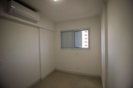 Apartamento para alugar com 70m², 2 quartos e 2 vagas Apartamento para alugar com 70m², 2 quartos e 2 vagasQuarto