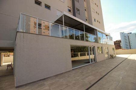 Apartamento para alugar com 70m², 2 quartos e 2 vagas Apartamento para alugar com 70m², 2 quartos e 2 vagasFachada