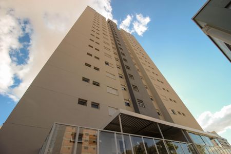 Apartamento para alugar com 70m², 2 quartos e 2 vagas Apartamento para alugar com 70m², 2 quartos e 2 vagasFachada