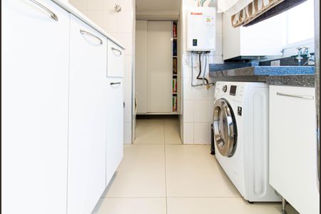 Apartamento à venda com 125m², 3 quartos e 1 vaga Apartamento à venda com 125m², 3 quartos e 1 vagaÁrea de Serviço