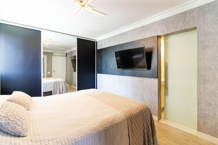 Apartamento à venda com 125m², 3 quartos e 1 vaga Apartamento à venda com 125m², 3 quartos e 1 vagaSuíte