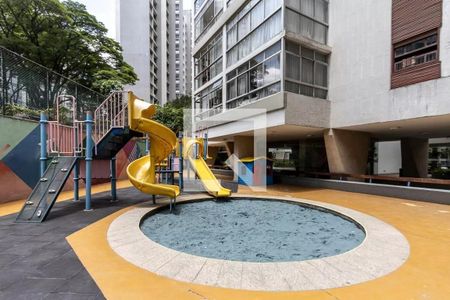 Apartamento à venda com 125m², 3 quartos e 1 vaga Apartamento à venda com 125m², 3 quartos e 1 vagaÁrea comum