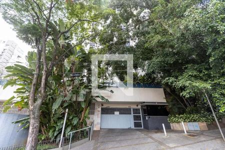 Apartamento à venda com 125m², 3 quartos e 1 vaga Apartamento à venda com 125m², 3 quartos e 1 vagaFachada