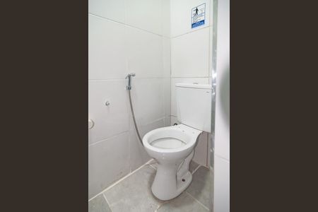 Studio para alugar com 18m², 0 quarto e sem vaga Studio para alugar com 18m², 0 quarto e sem vagaBanheiro