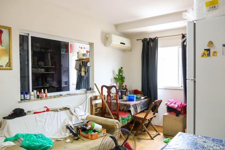 Sala de casa à venda com 1 quarto, 650m² em Del Castilho, Rio de Janeiro