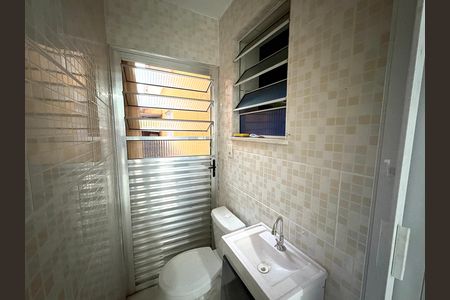 Casa à venda com 176m², 3 quartos e 2 vagas Casa à venda com 176m², 3 quartos e 2 vagasÁrea comum
