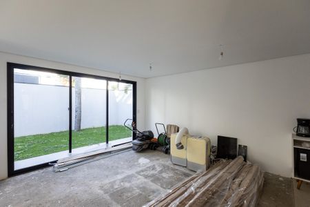 Sala de casa de condomínio à venda com 4 quartos, 350m² em Jardim Prudência, São Paulo