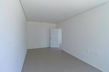 Casa de condomínio à venda com 600m², 3 quartos e 3 vagas Casa de condomínio à venda com 600m², 3 quartos e 3 vagasSuíte 1