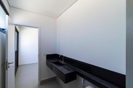 Casa de condomínio à venda com 600m², 3 quartos e 3 vagas Casa de condomínio à venda com 600m², 3 quartos e 3 vagasBanheiro da Suíte 1